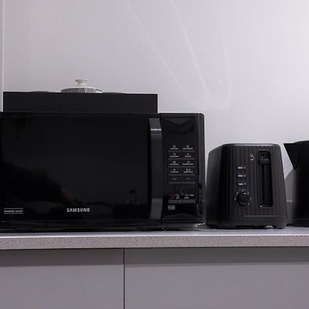 Luxury Mcr 2Bed,2Bath Apartment- Central Location! แมนเชสเตอร์ ภายนอก รูปภาพ