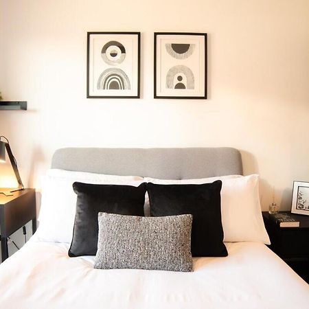 Luxury Mcr 2Bed,2Bath Apartment- Central Location! แมนเชสเตอร์ ภายนอก รูปภาพ